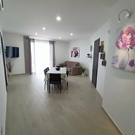 Sciascia דירה *
